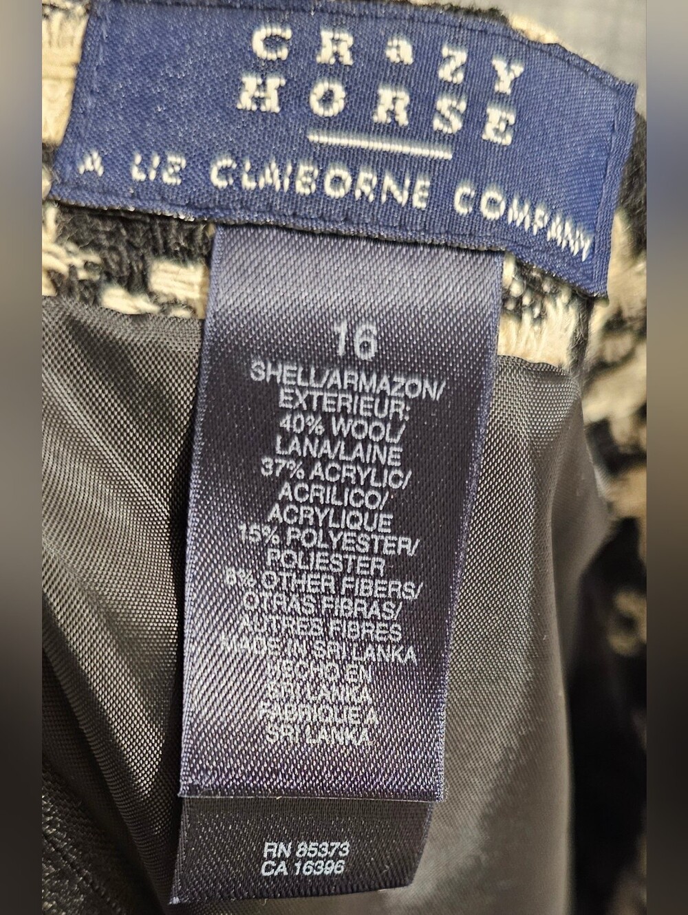 Y2K- LLiz Claiborne Black and White Houndstooth A-Line Skirt - Picture 2 of 4